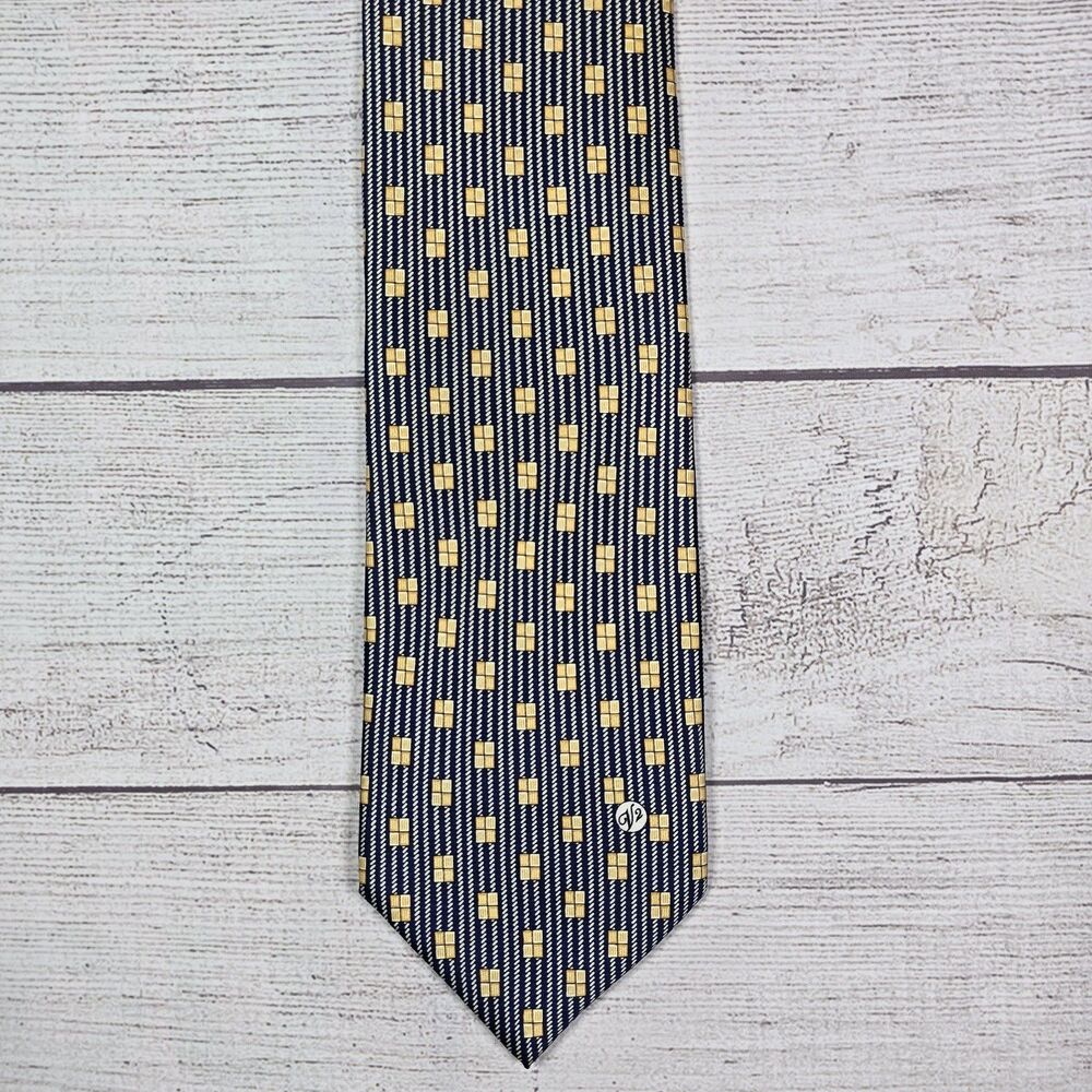 VERSACE CLASSIC VINTAGE V2 100% Silk Retro Geometric Neck Tie Luxury Medusa